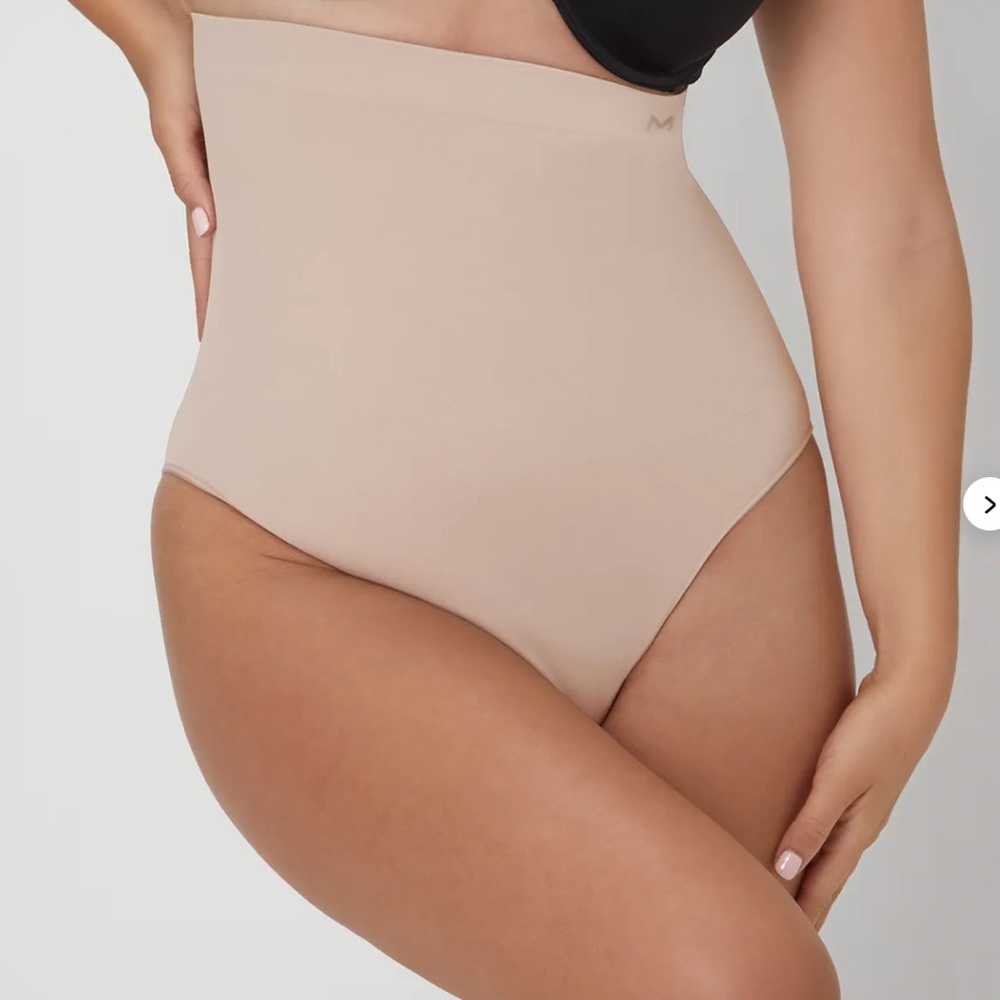 NEW Maidenform Nude High Waist Seamless Shapewear shaper shape wear Size large